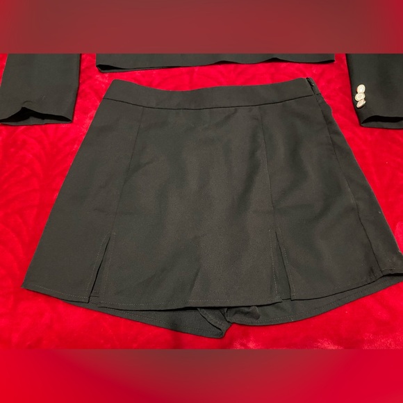 NWT Large Black Skort Suit Measurements in pics Stylish Professional Cute Flare - Picture 11 of 17